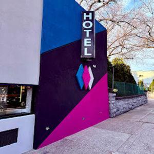 The Vine Hotel Bronx New New York Exterior photo